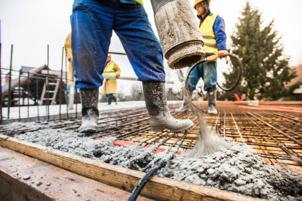 Best Concrete Sidewalk Installation in Louisville, OH